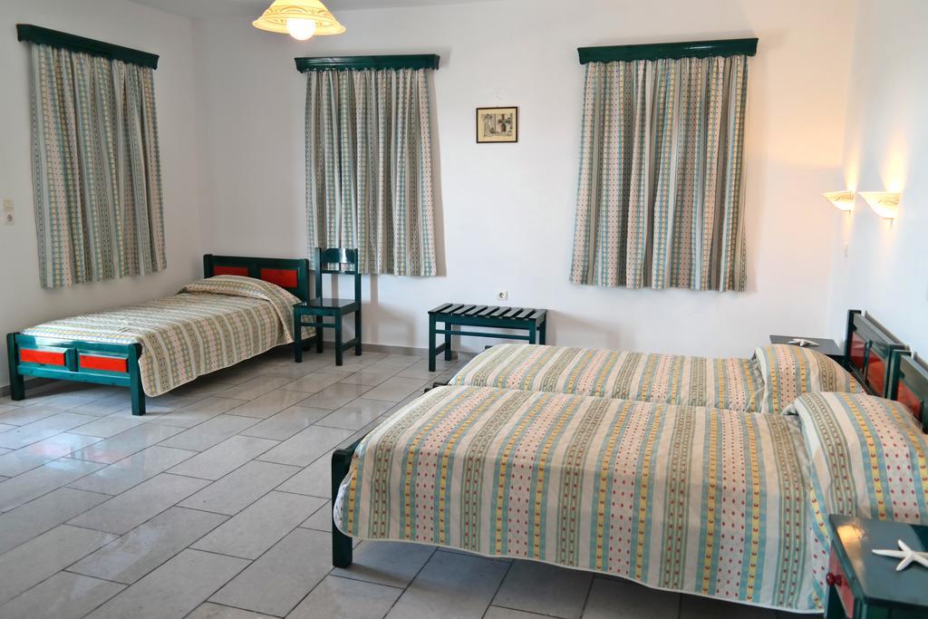 Dina'S Diamond Apartman Ájosz Prokópiosz Szoba fotó