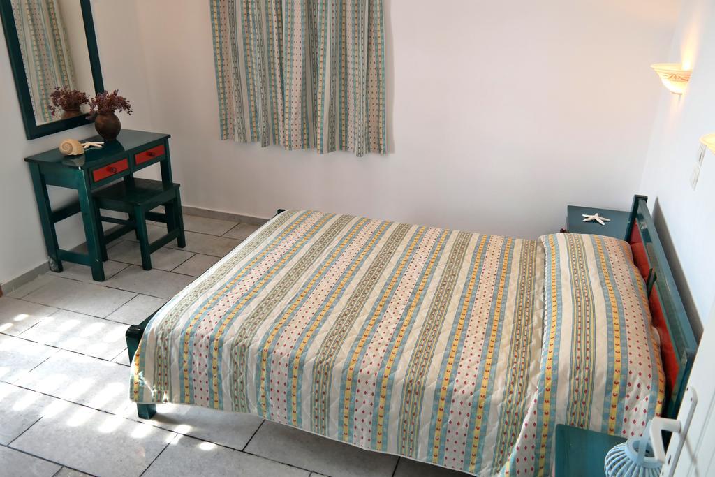 Dina'S Diamond Apartman Ájosz Prokópiosz Szoba fotó